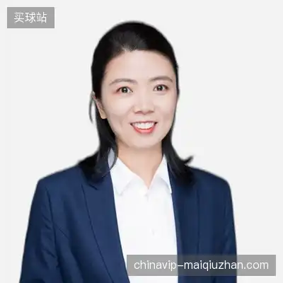 史伟